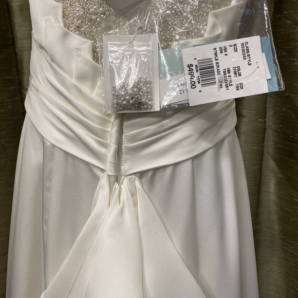 Wedding Dress New with tags Sz 2 - Picture 8 of 10